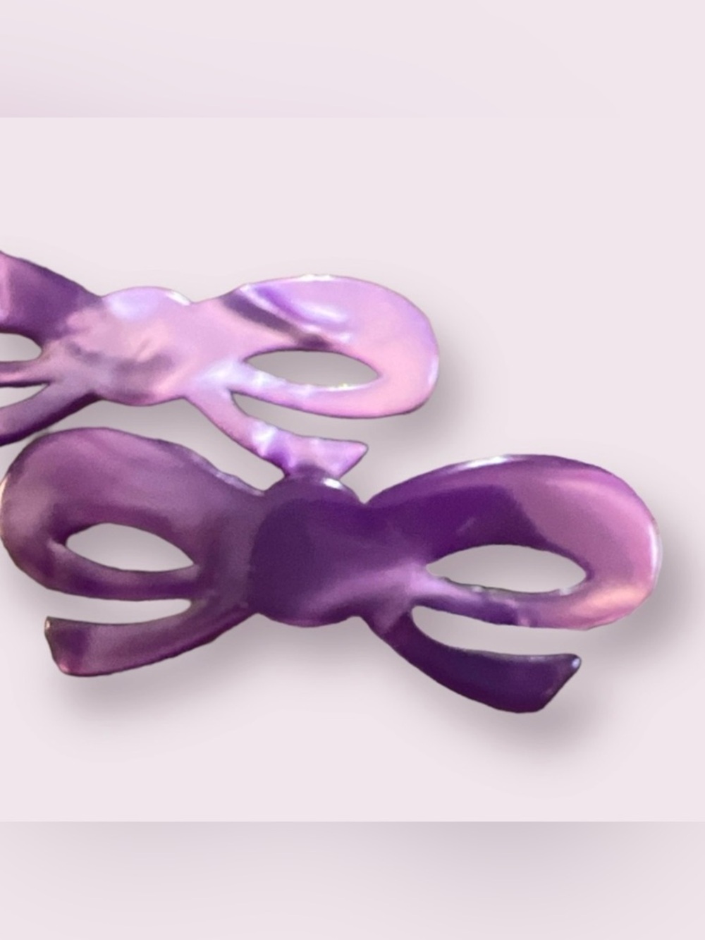 Sweet & Dainty Vintage French Bow Barrettes in Pearlescant Purple, Deadstock/NOS - Picture 2 of 4